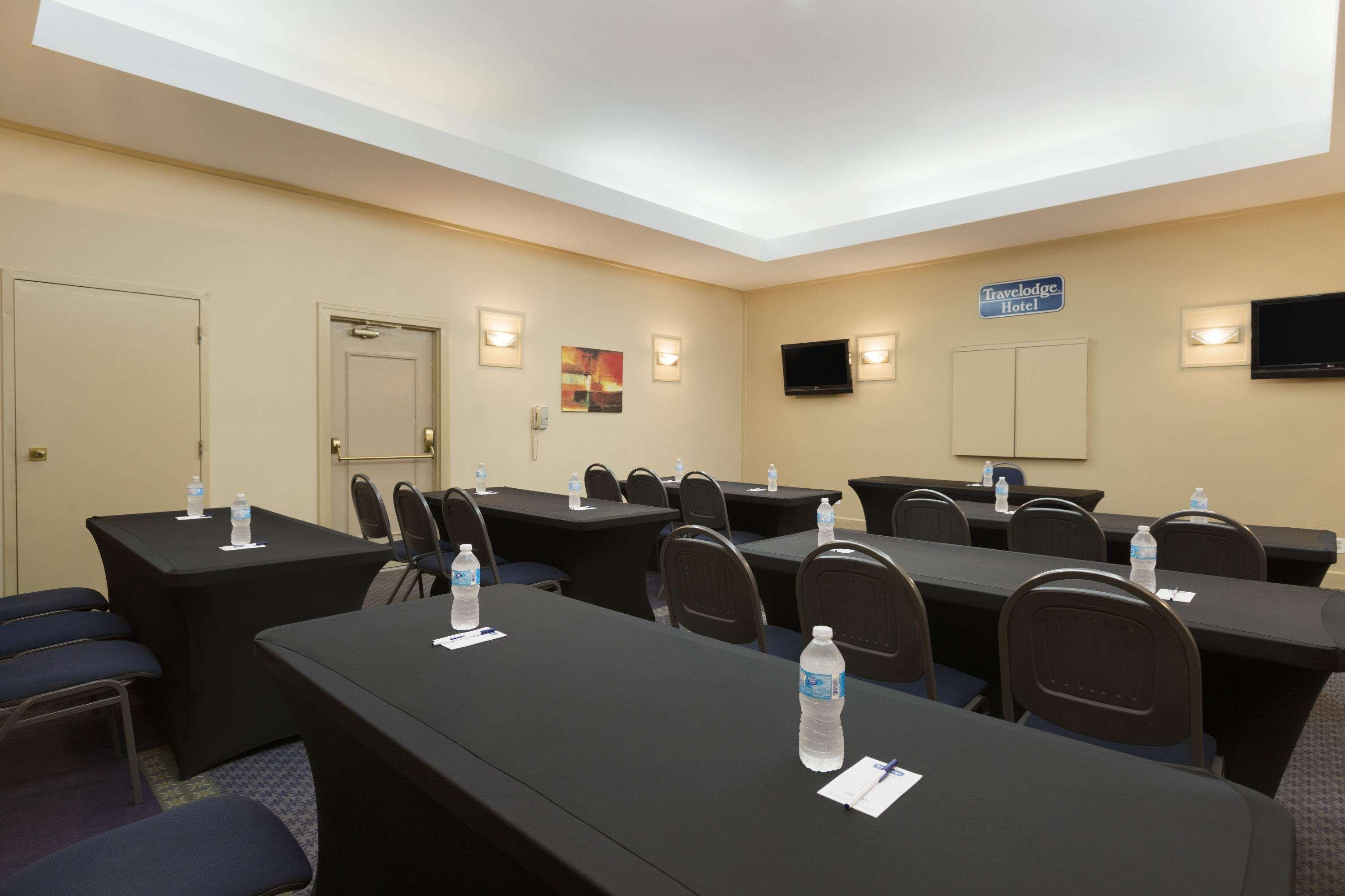 Travelodge Hotel By Wyndham Vancouver Airport Richmond Dış mekan fotoğraf